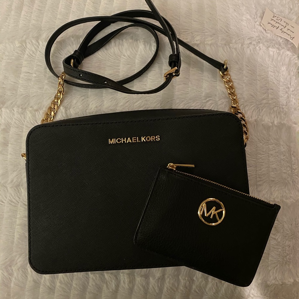 Michael Kors Jet Set Cross Body Bag